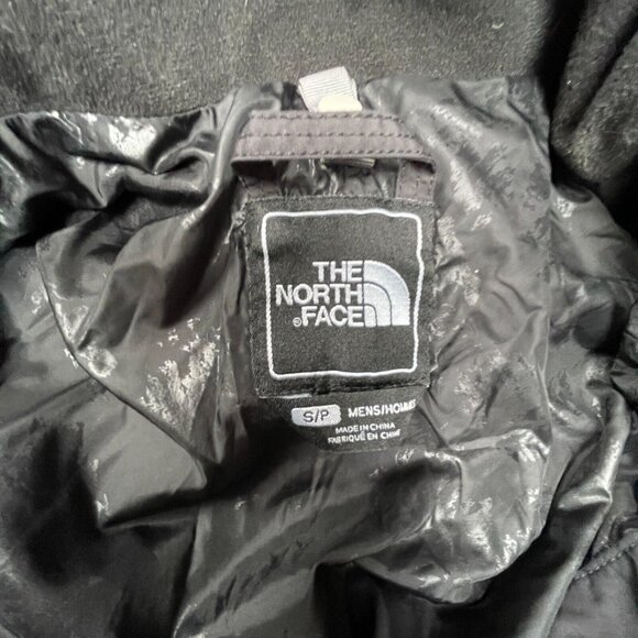 The North Face Mens Hooded Windbreaker Jacket Small Black Packable Outdoor Zip - Picture 3 of 9